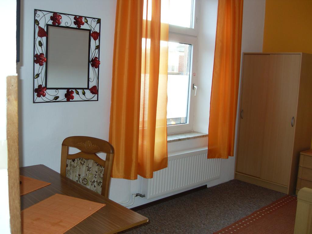 Hotel Gruener Kranz Рендсбург Номер фото
