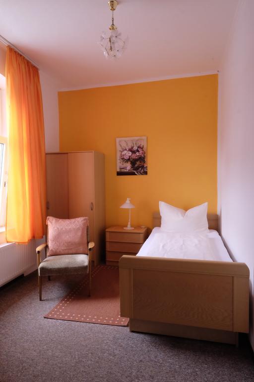 Hotel Gruener Kranz Рендсбург Номер фото