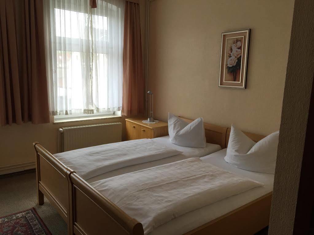 Hotel Gruener Kranz Рендсбург Екстер'єр фото